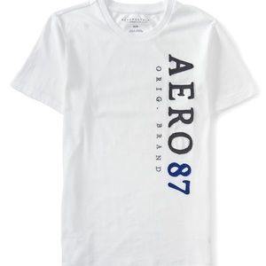 Aéropostale gray shirt 👕.